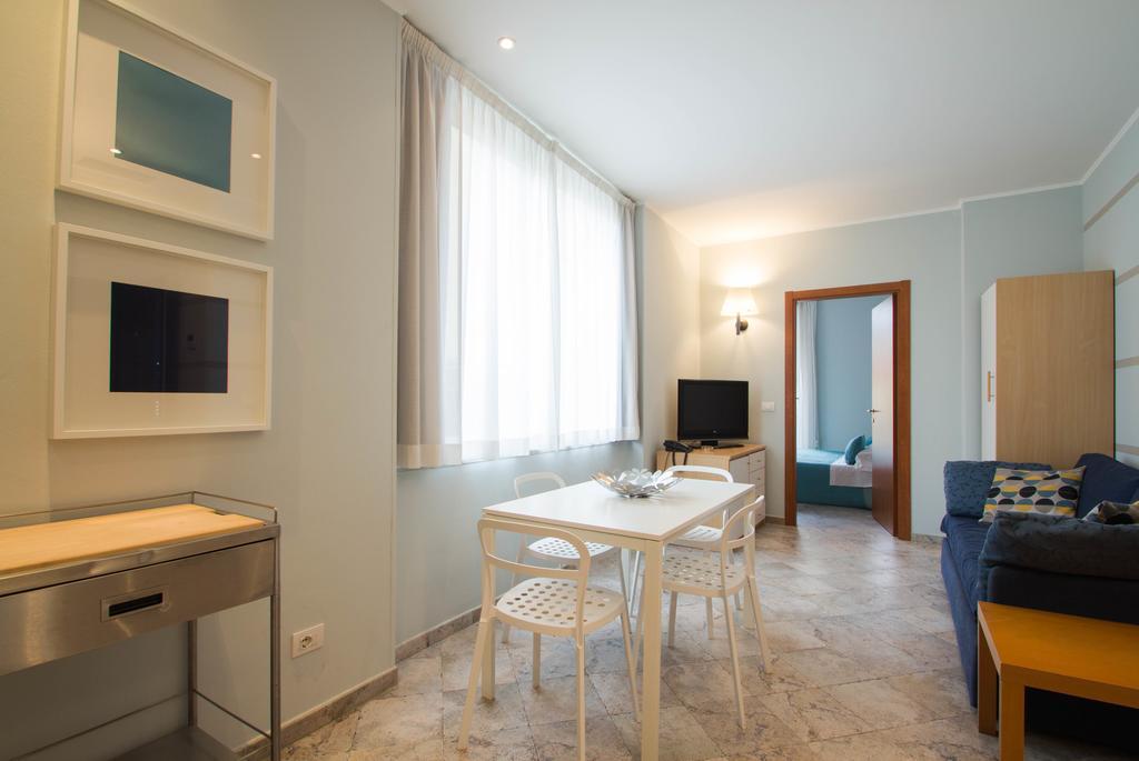 Hotel Corso Alaxi Hotels Alassio Camera foto